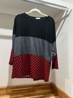 Colorblock Black Gray Red Buffalo Plaid Tunic Top